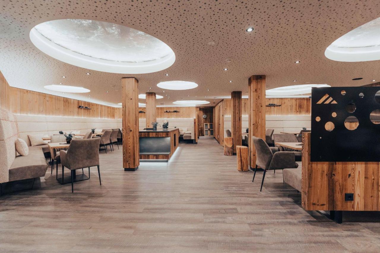 Hotel Astrid - Inklusive Kostenfreier Jokercard Saalbach Hinterglemm Kültér fotó