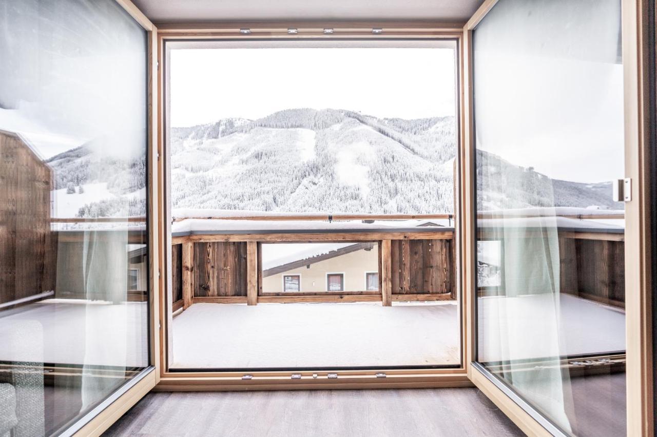 Hotel Astrid - Inklusive Kostenfreier Jokercard Saalbach Hinterglemm Kültér fotó