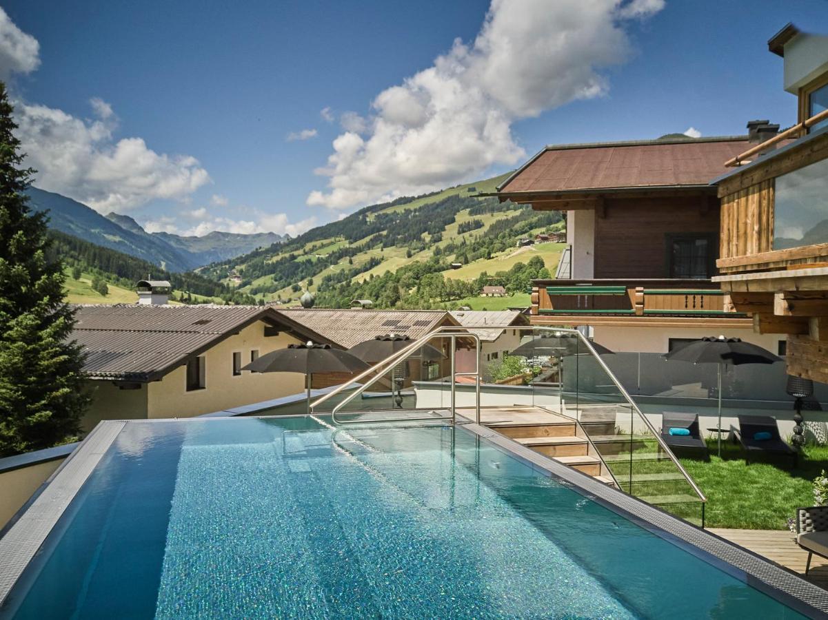 Hotel Astrid - Inklusive Kostenfreier Jokercard Saalbach Hinterglemm Kültér fotó